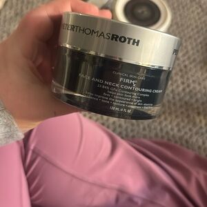 PeterThomasRoth Face and Neck Countouring Cream